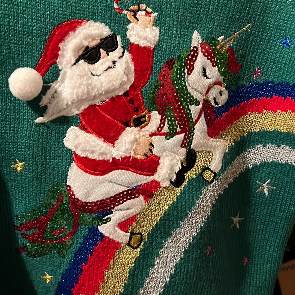 Holiday Time girls size S(6-6x) Christmas sweater with sequin details